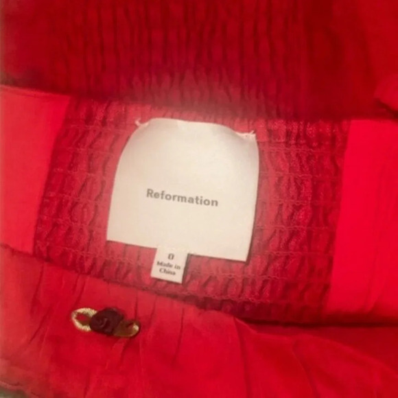 NEW Reformation Emery Linen Top in Lipstick Red Flower Detail | size 0 - Picture 8 of 11